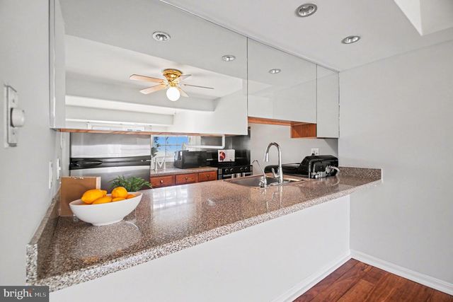 14431 SAINT GERMAIN DR, Centreville, VA 20121