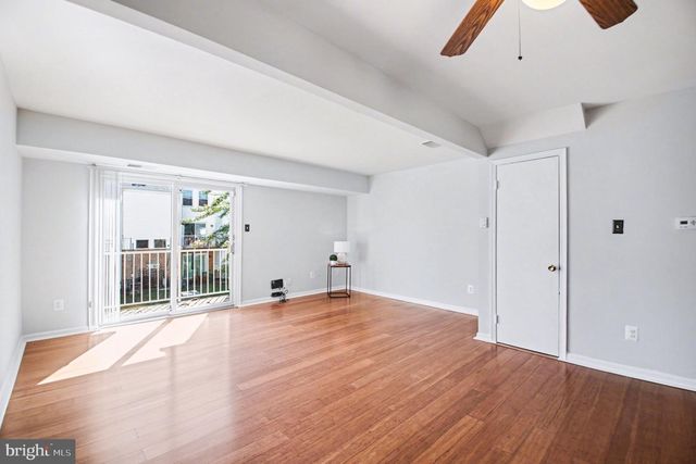 14431 SAINT GERMAIN DR, Centreville, VA 20121