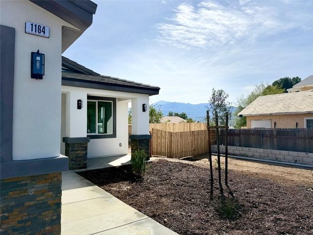 1164 N Hermosa Avenue, Banning, CA 92220