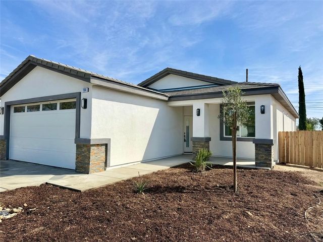 1164 N Hermosa Avenue, Banning, CA 92220