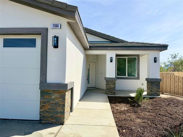 1164 N Hermosa Avenue, Banning, CA 92220