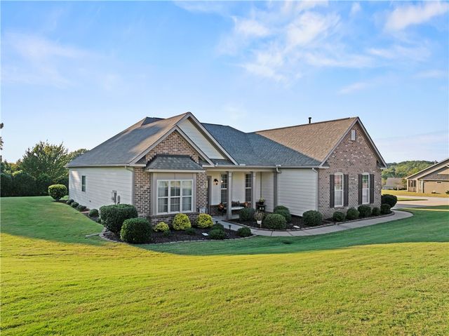 1003 Hillcrest Court, Anderson, SC 29621