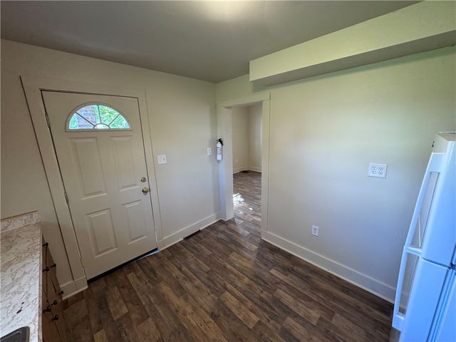1067 Cleveland Ave, Brackenridge, PA 15014