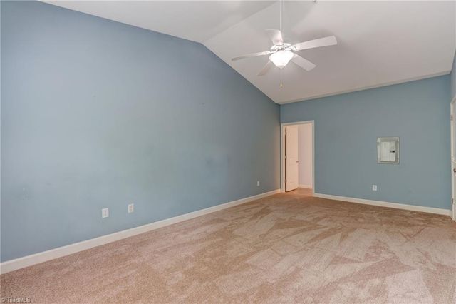 7104 W Friendly Avenue 306, Greensboro, NC 27410