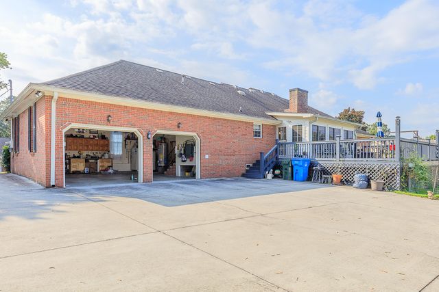 7011 Pauline Circle, Chattanooga, TN 37421