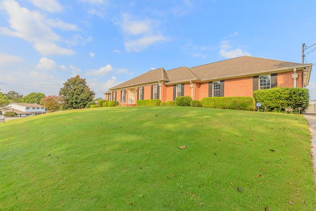 7011 Pauline Circle, Chattanooga, TN 37421