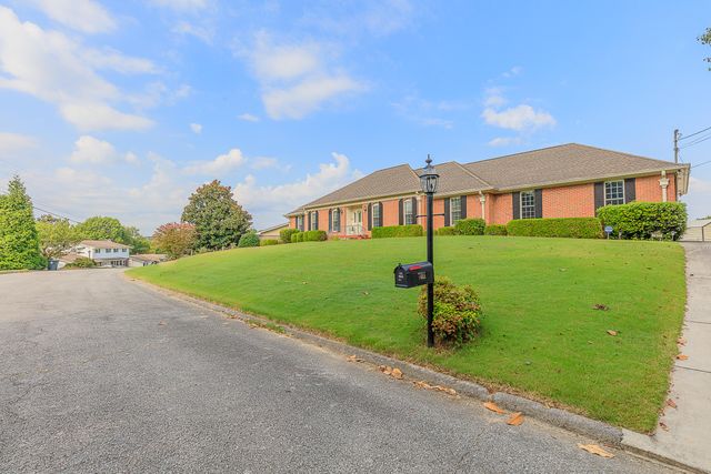 7011 Pauline Circle, Chattanooga, TN 37421