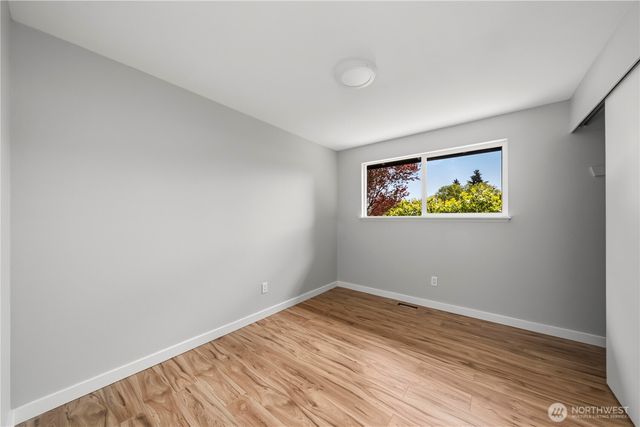 9437 NE 126th Place, Kirkland, WA 98034