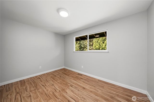 9437 NE 126th Place, Kirkland, WA 98034