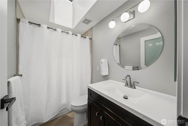 9437 NE 126th Place, Kirkland, WA 98034