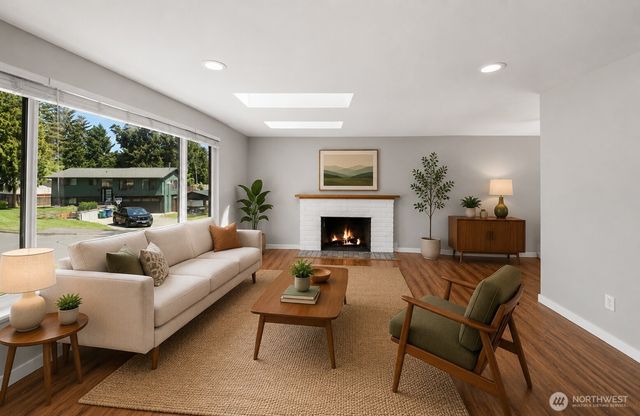 9437 NE 126th Place, Kirkland, WA 98034