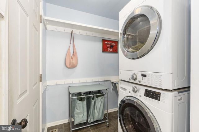 6313 SWEETBRIAR DR, Fredericksburg, VA 22407