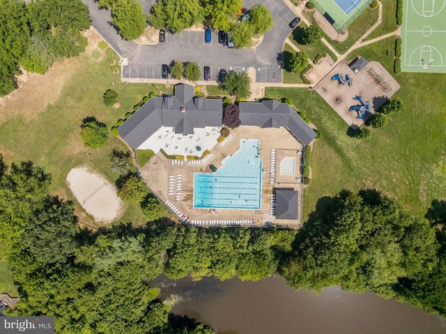 6313 SWEETBRIAR DR, Fredericksburg, VA 22407