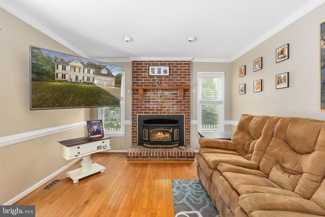 6313 SWEETBRIAR DR, Fredericksburg, VA 22407