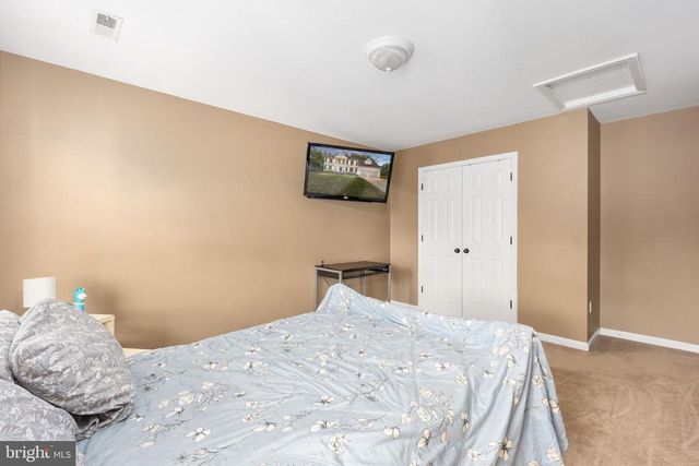 6313 SWEETBRIAR DR, Fredericksburg, VA 22407