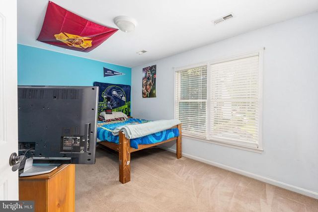 6313 SWEETBRIAR DR, Fredericksburg, VA 22407