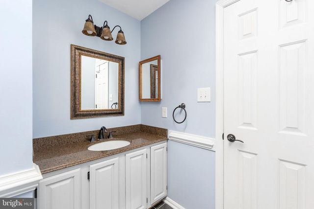 6313 SWEETBRIAR DR, Fredericksburg, VA 22407