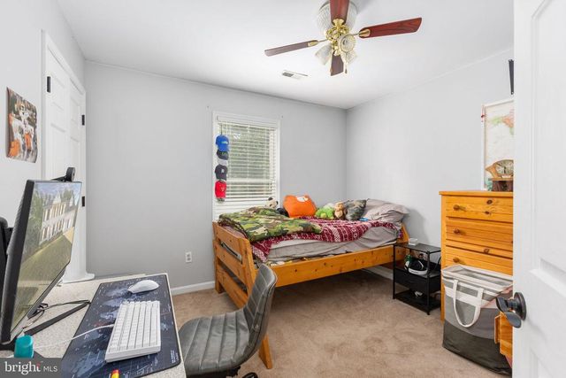 6313 SWEETBRIAR DR, Fredericksburg, VA 22407