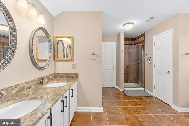 6313 SWEETBRIAR DR, Fredericksburg, VA 22407