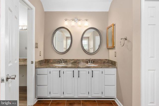 6313 SWEETBRIAR DR, Fredericksburg, VA 22407