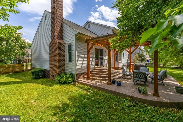 6313 SWEETBRIAR DR, Fredericksburg, VA 22407