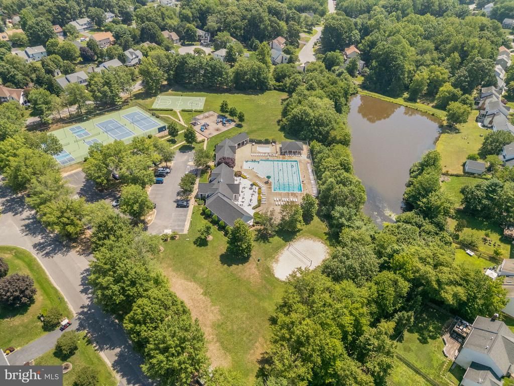 6313 SWEETBRIAR DR, Fredericksburg, VA 22407