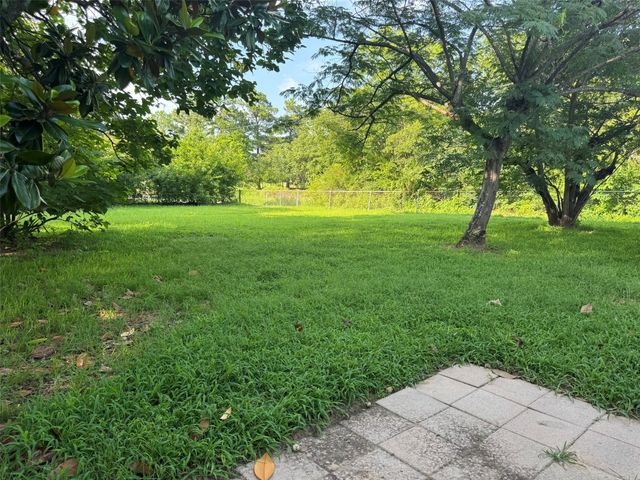 901 W Coffin Street, Denison, TX 75020