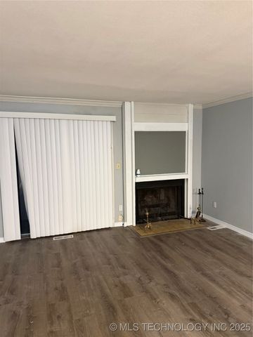 6726 S Lewis Avenue 1205, Tulsa, OK 74136