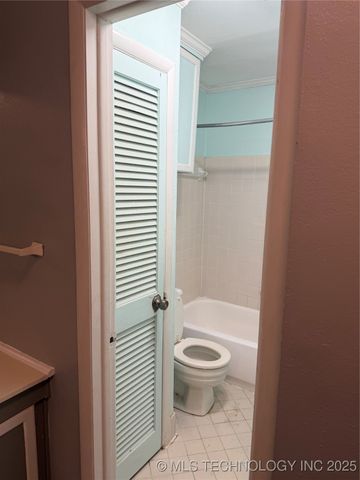 6726 S Lewis Avenue 1205, Tulsa, OK 74136