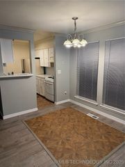 6726 S Lewis Avenue 1205, Tulsa, OK 74136