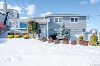 285 E Shore Drive, Massapequa, NY 11758