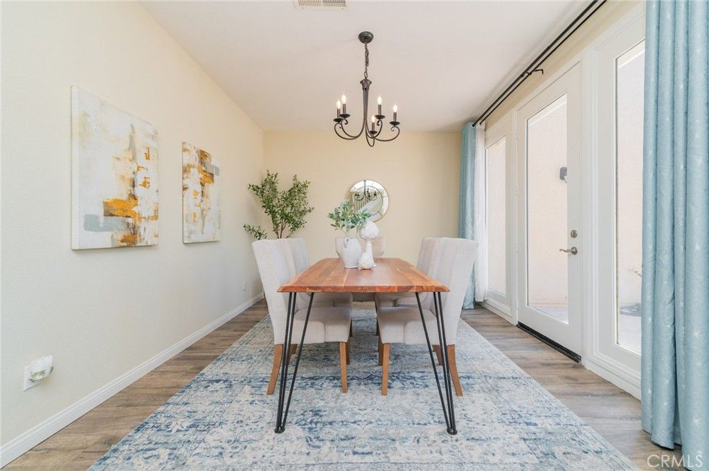 Image 10 of property listing at 13274 Campolina, Eastvale, CA 92880