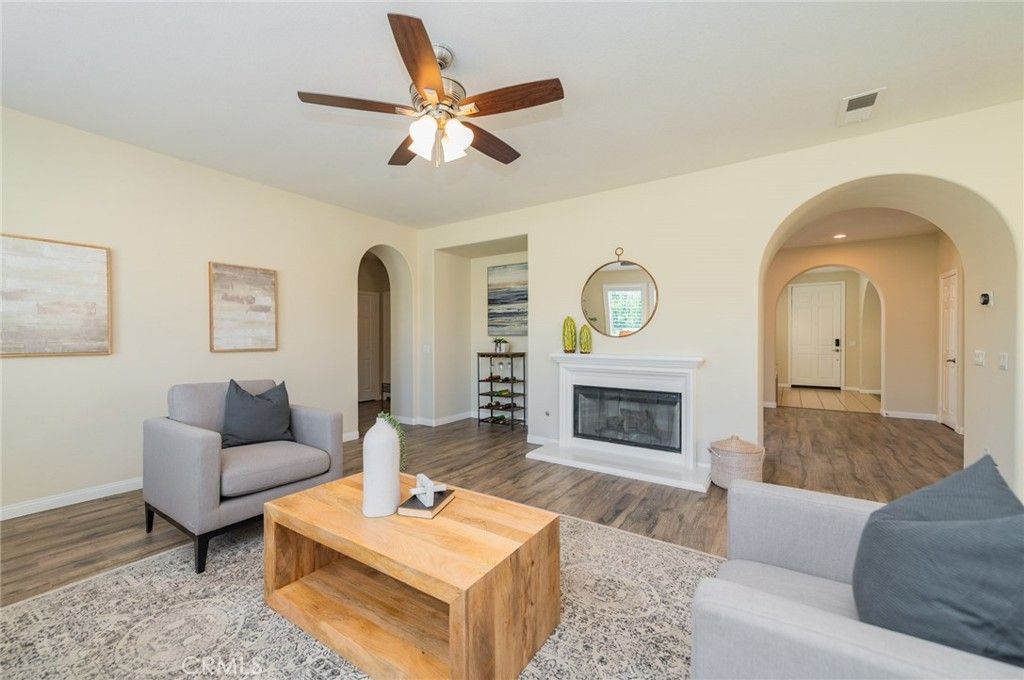 Image 24 of property listing at 13274 Campolina, Eastvale, CA 92880