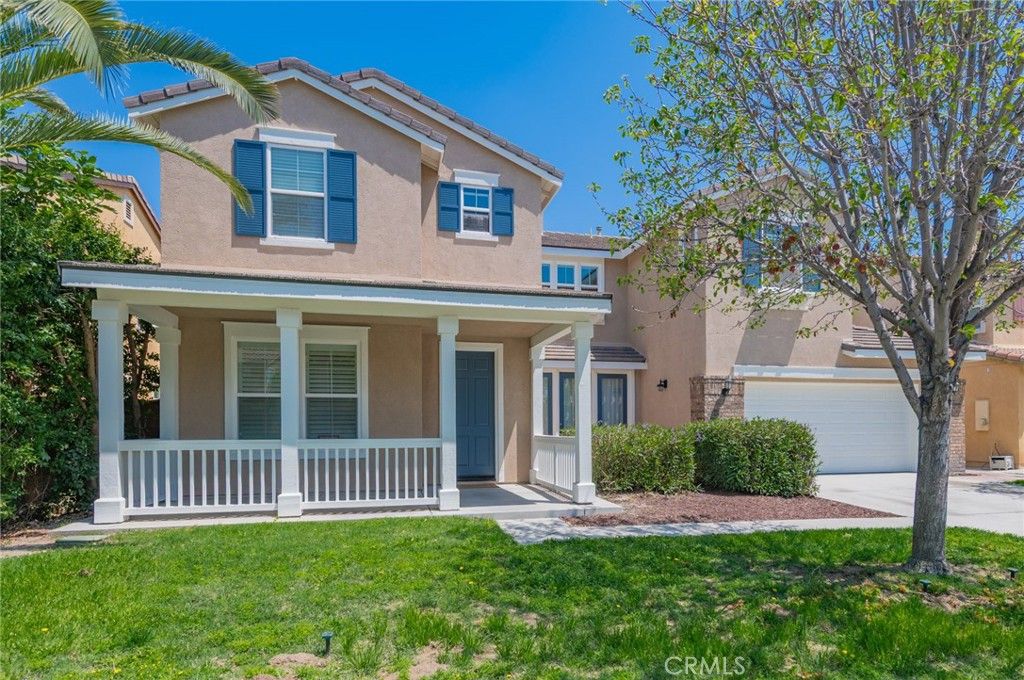 Image 3 of property listing at 13274 Campolina, Eastvale, CA 92880