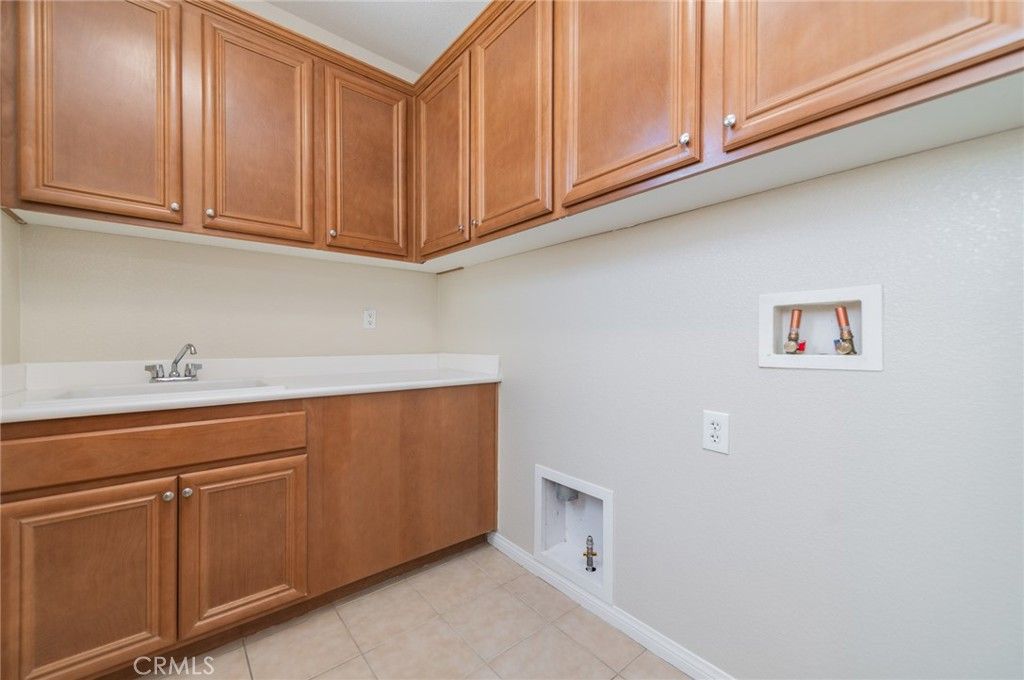 Image 33 of property listing at 13274 Campolina, Eastvale, CA 92880