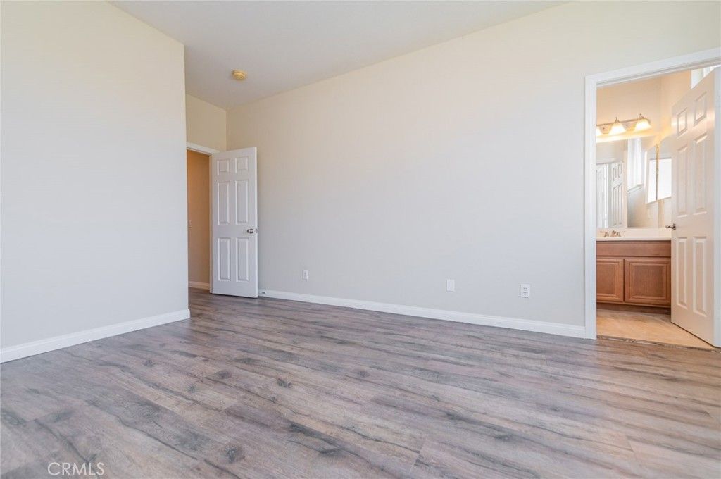 Image 39 of property listing at 13274 Campolina, Eastvale, CA 92880