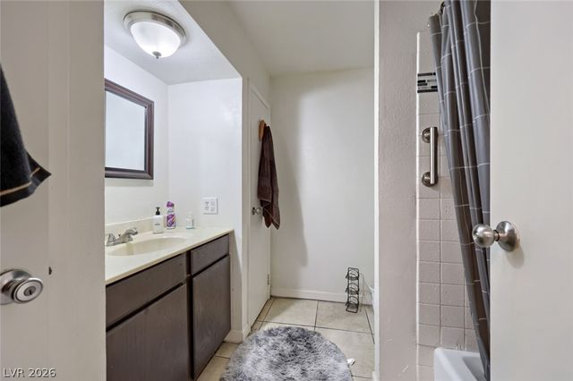 1221 South 17th Street, Las Vegas, NV 89104