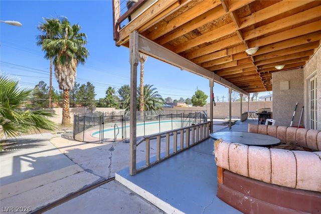 1221 South 17th Street, Las Vegas, NV 89104