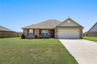 1321 General Marmaduke Drive, Prairie Grove, AR 72753