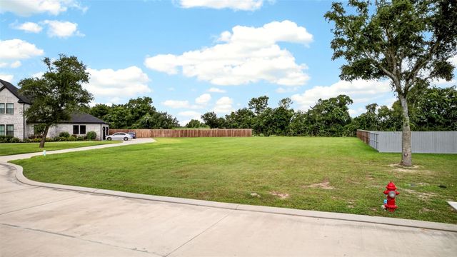 3158 W Tower Circle, Santa Fe, TX 77517