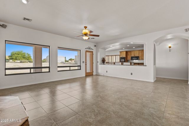 19880 W DESERT VIEWS Drive, Casa Grande, AZ 85122