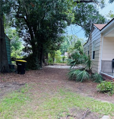 52 S Parkwood, Savannah, GA 31404