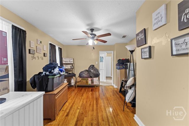 52 S Parkwood, Savannah, GA 31404