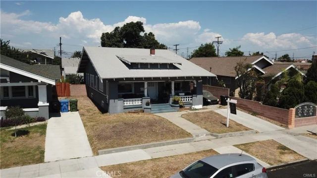 1027 W 46th Street, Los Angeles, CA 90037