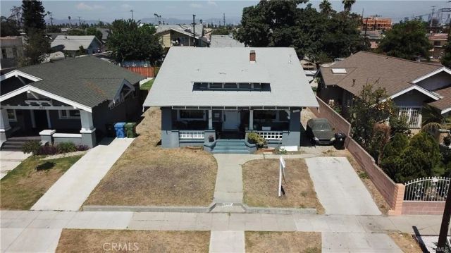 1027 W 46th Street, Los Angeles, CA 90037
