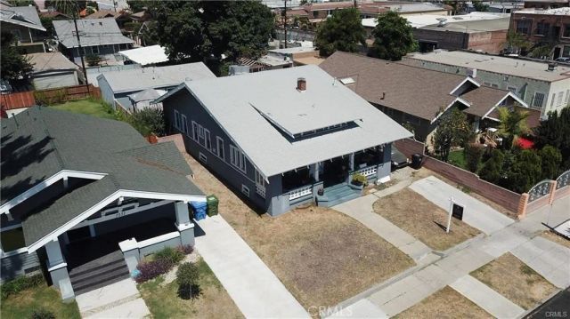 1027 W 46th Street, Los Angeles, CA 90037