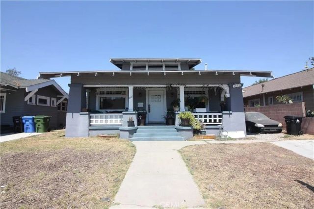 1027 W 46th Street, Los Angeles, CA 90037