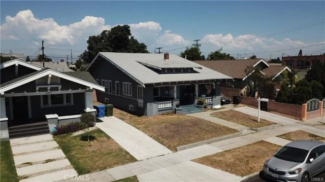 1027 W 46th Street, Los Angeles, CA 90037