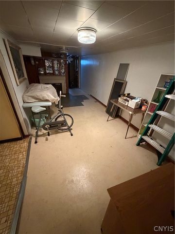 1227 Hillview Drive, Utica, NY 13501