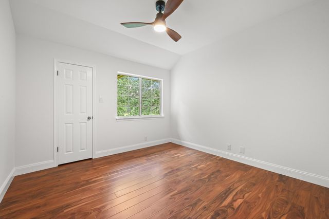 4030 Shavano DR, Austin, TX 78749